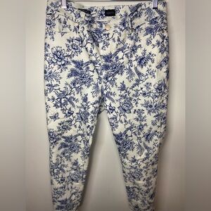 Talbots Blue and White Floral Cropped Pants